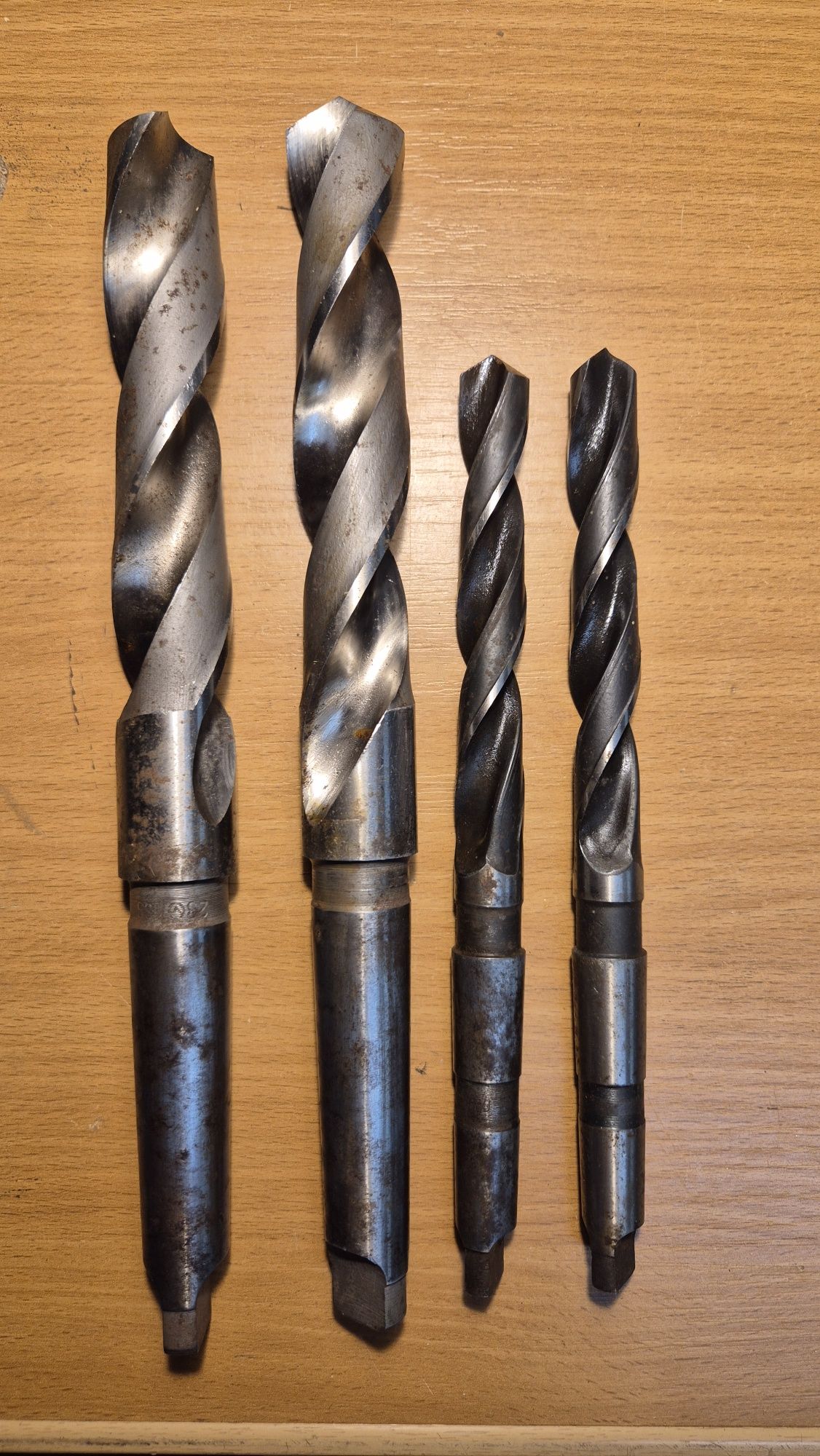 Wiertła stożkowe HSS 2x 28 i 2x17