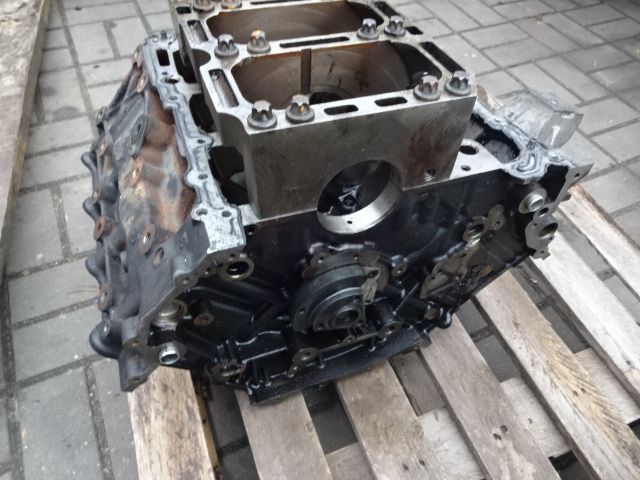Blok silnika Audi A6 C6 3.0 TDI  BMK