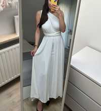 Biała sukienka maxi wiązana na różne sposoby