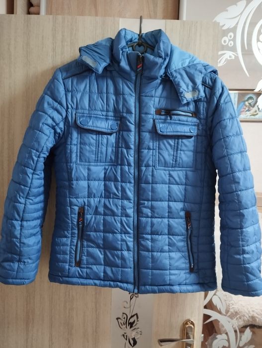 Зимова куртка для хлопця.