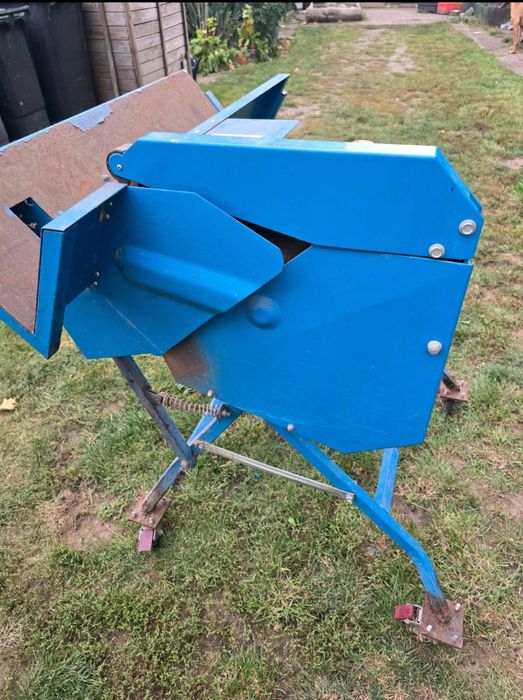 Piła wahadłowa 220V