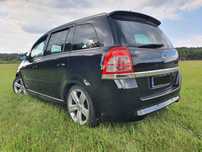 Opel Zafira B OPC Design Automat FULL BiXenon Recaro PDC p/t Hak Okazj