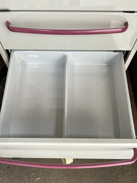 Продам тумбочки (ящики)