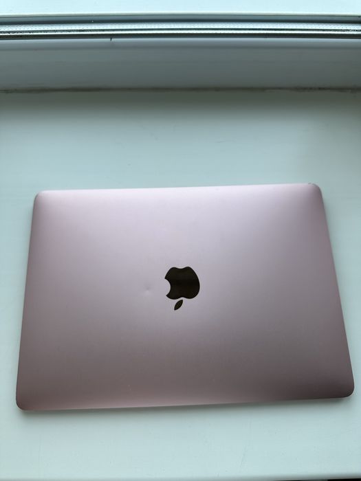 Macbook retina 2016 рік на запчастини