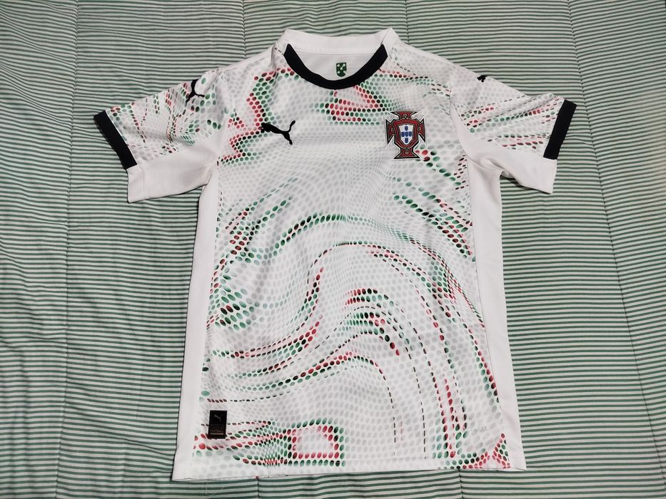 Camisolas futebol Real Madrid/Portugal