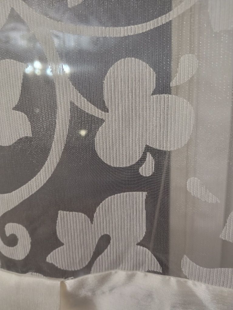 Dekoracja okna roletki