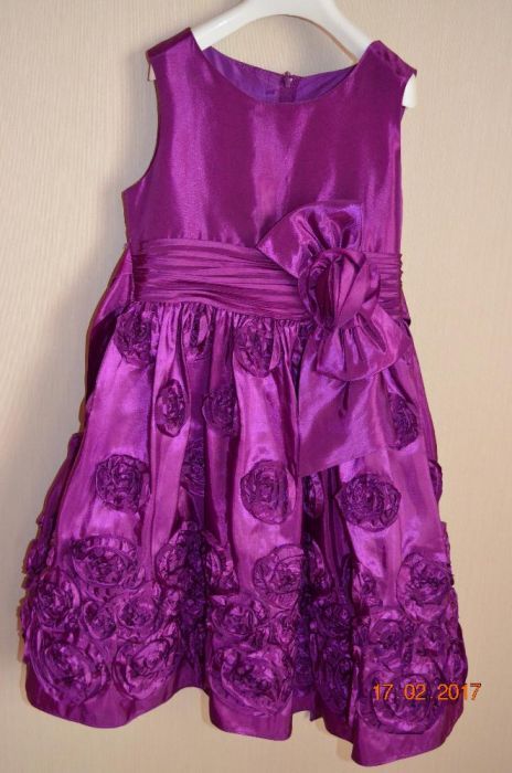 Нарядное платье на выпускной, на утренник, на День Рождения +подарок