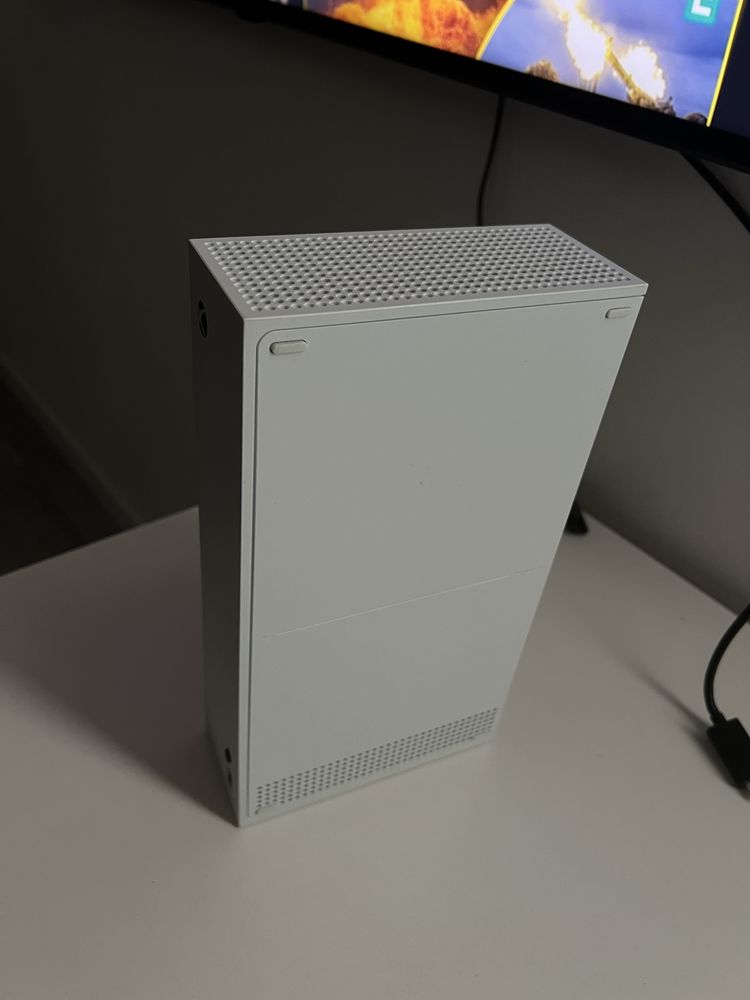 Xbox Series S Ідеальний Стан ! Повний Комплект
