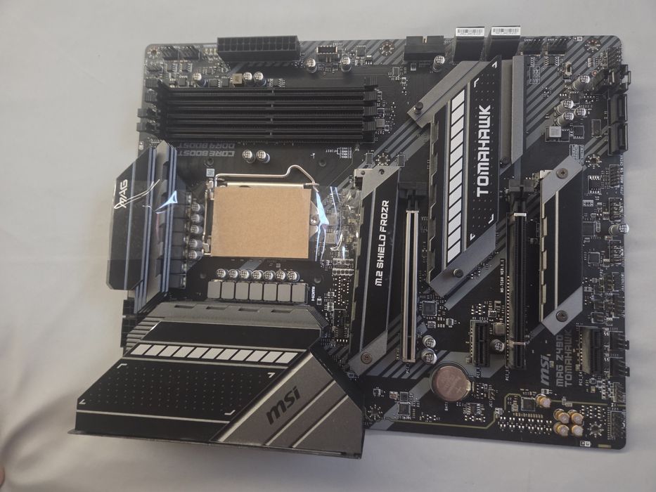 Sprzedam płytę główną Msi Z490 TOMAHAWK (Stan nieznany)