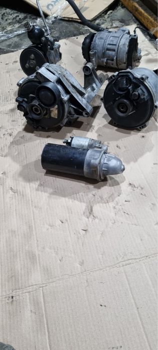 Стартер BMW e65 e66 n44b62 4.4 3.6 0001109427 BOSH