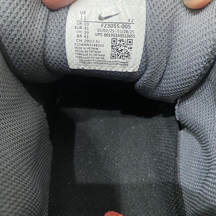 Чоловічі кросівки NIKE AIR MORE UPTEMPO LOW розмір 45 29 см
