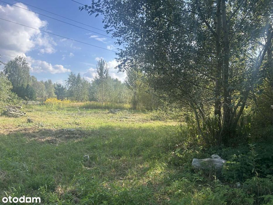 Działka budowlana Stare Babice,  w bliskiej odległości lasu