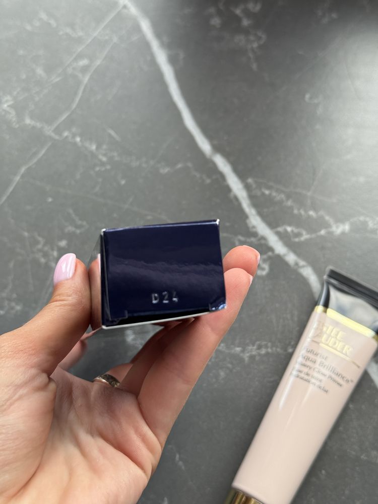 база Estee Lauder оригінал