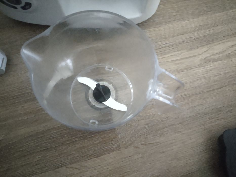 Tommee tippee Urządzenie wielofunkcyjne do przygotowania posiłków dla