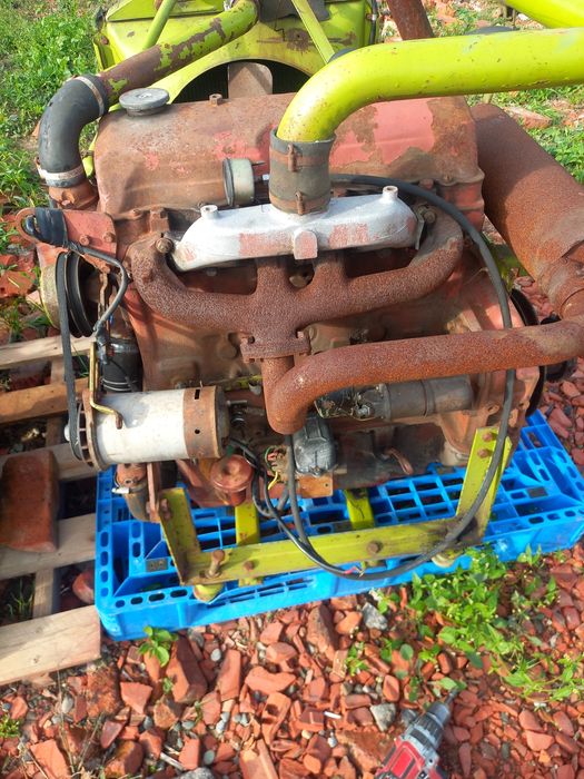 Silnik Ford 2700E, 2701E, 2712E, New Holland, claas