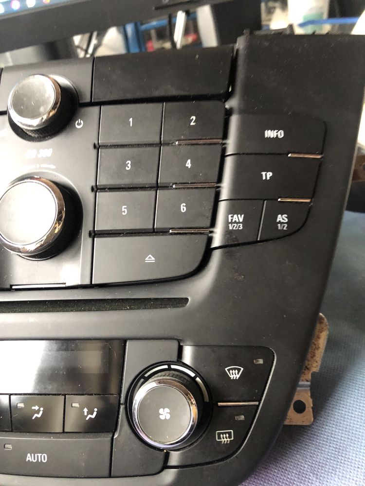 Painel radio  climatronic comando sofagem  Opel insignia