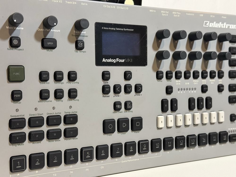 Elektron Analog Four MK II