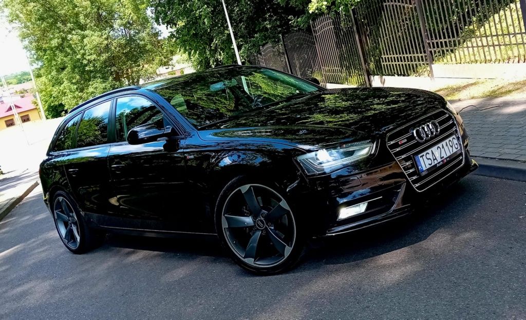 *Audi *A4*B8 *Lift *2014r 2.0 *136Km*