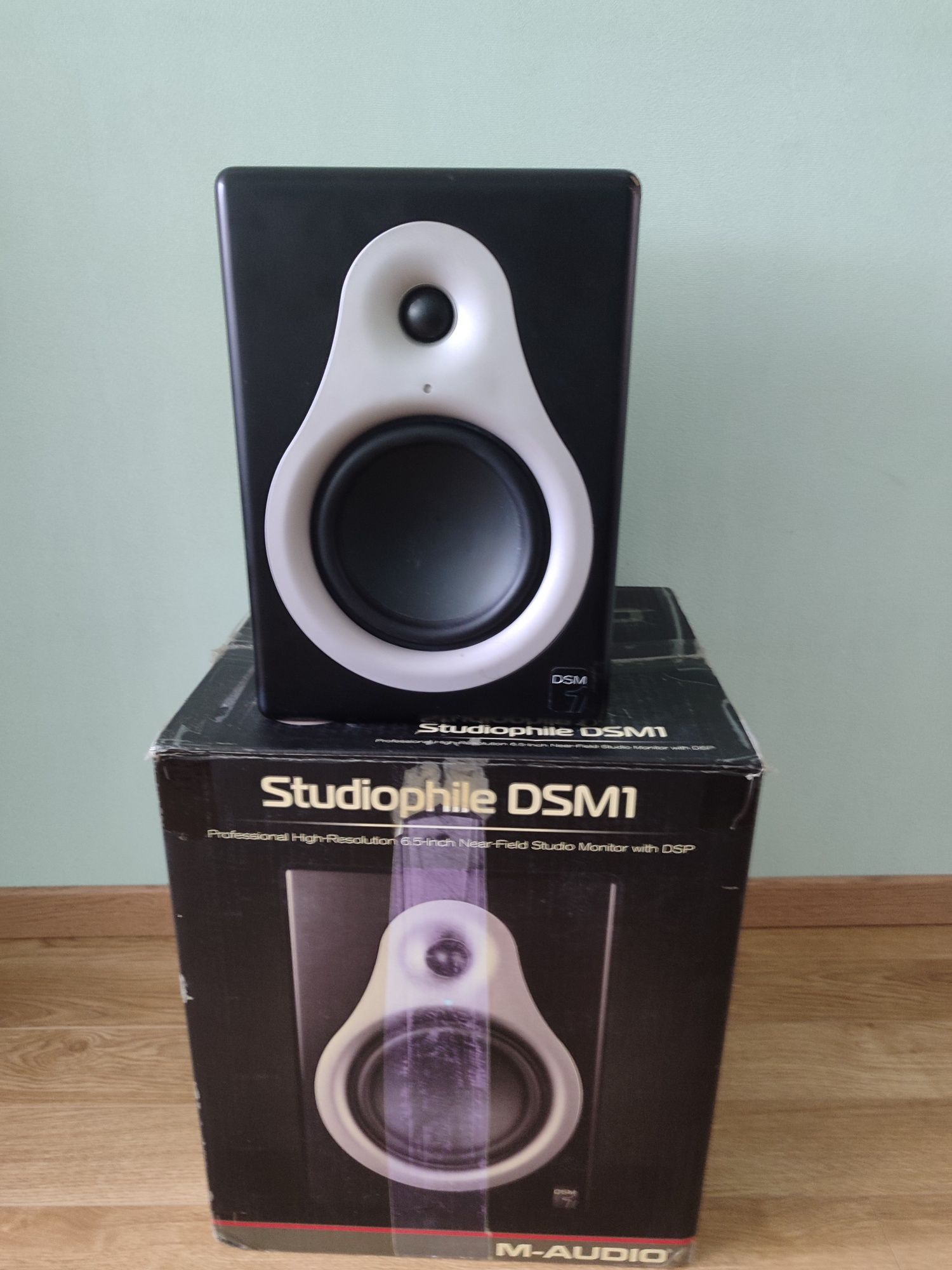 Студийная система(колонки) M-Audio DSM1