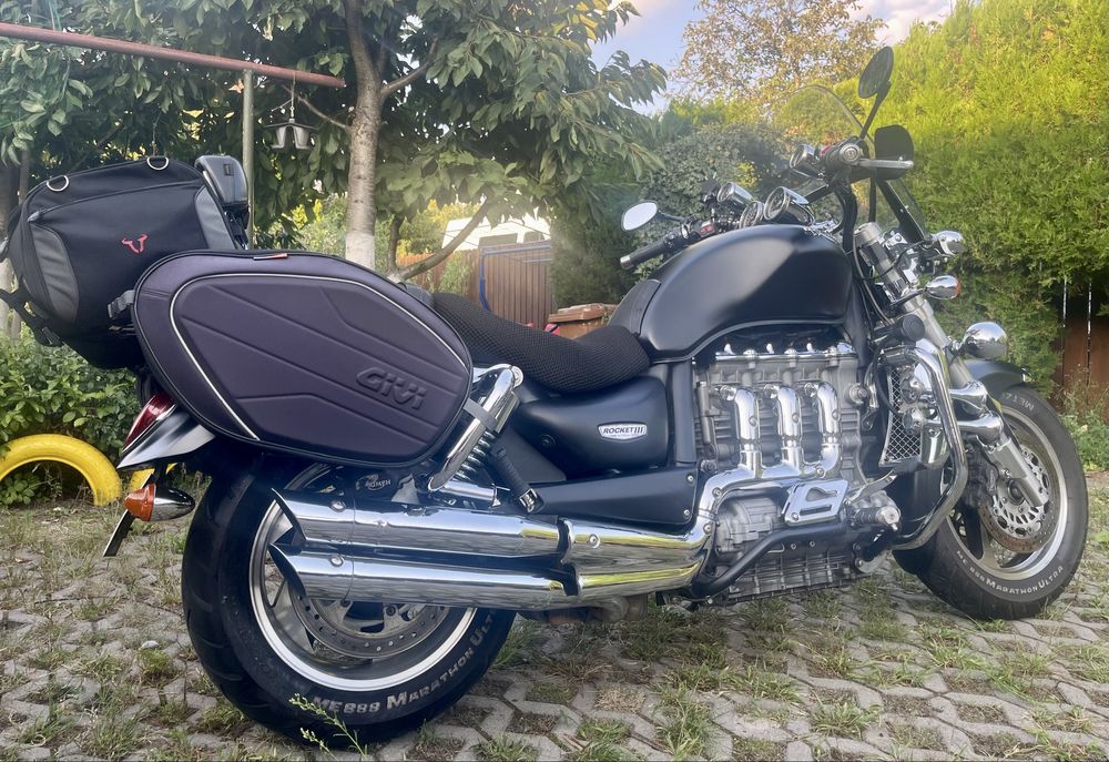 TRIUMPH Rocket III classic