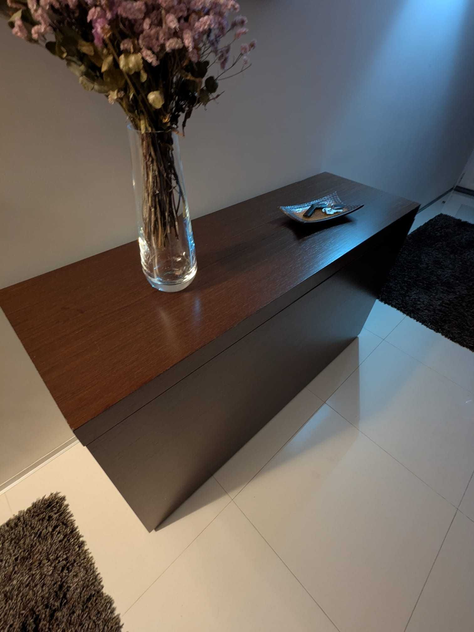 Mesa quadrada em madeira de Sucupira / Aparador e 6 cadeiras