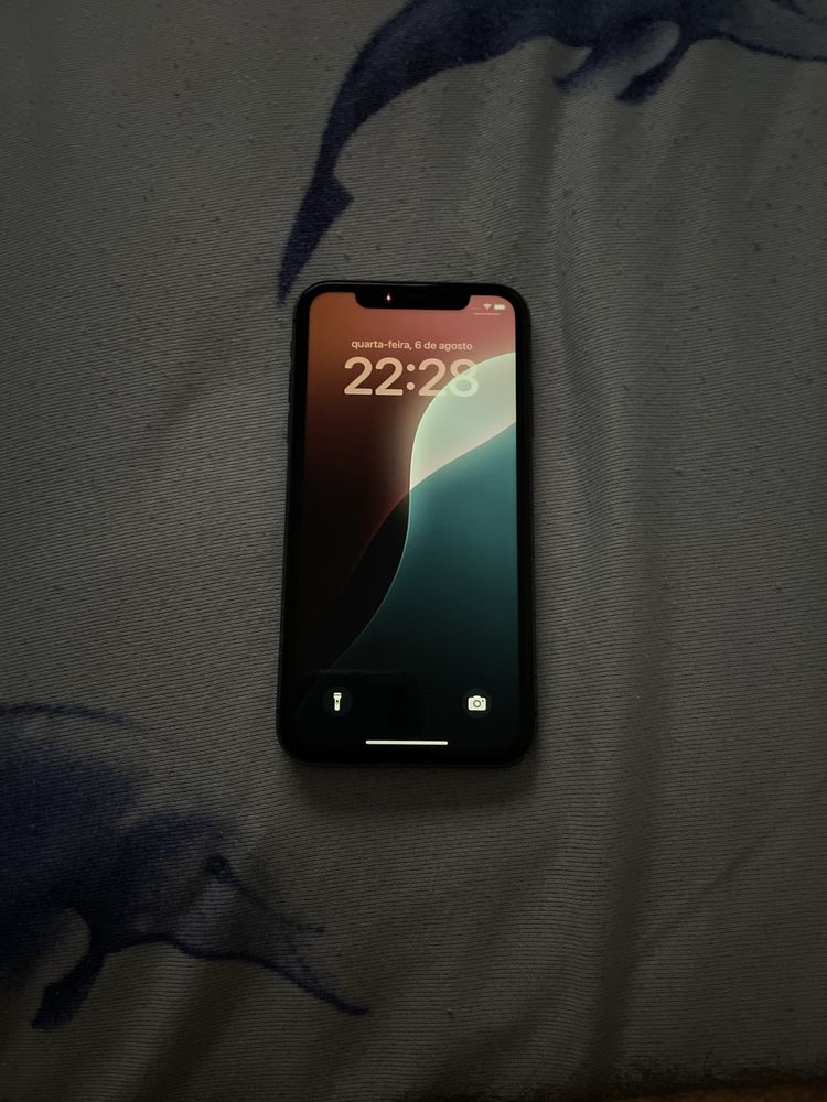 Iphone 11 sem garantia e sem caixa