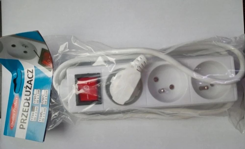 Przedłużacz kabel listwa zasilająca biały włącznik wyłącznik 1.5m 3gni