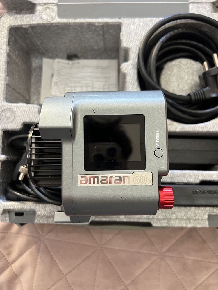 Amaran 60x Bi-Color LED Video Light
