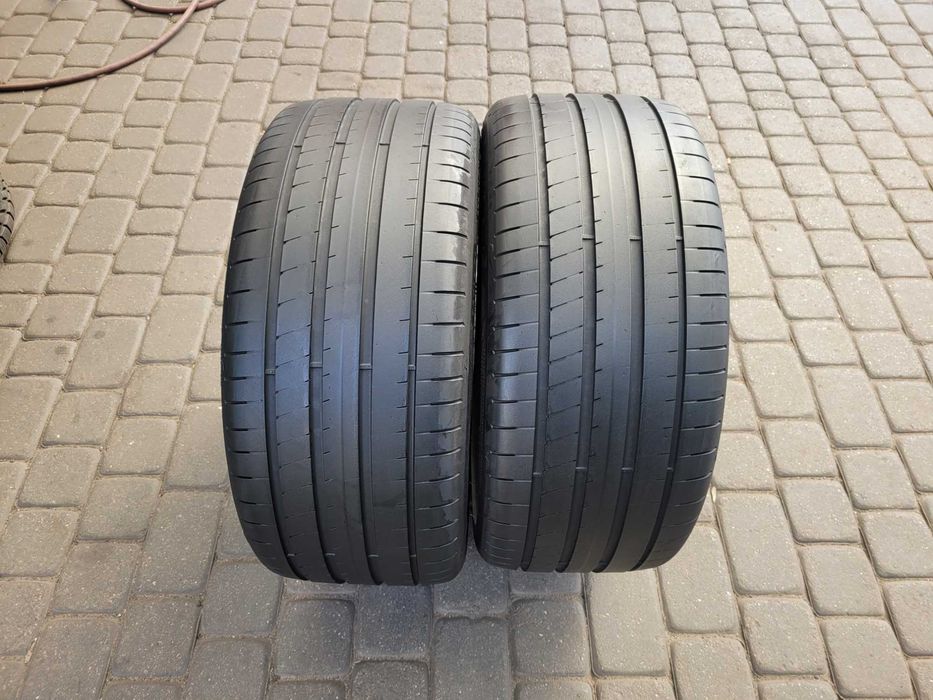 255 / 35  R  19   Goodyear