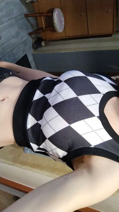 Crop top krótka bluzka w szachownicę