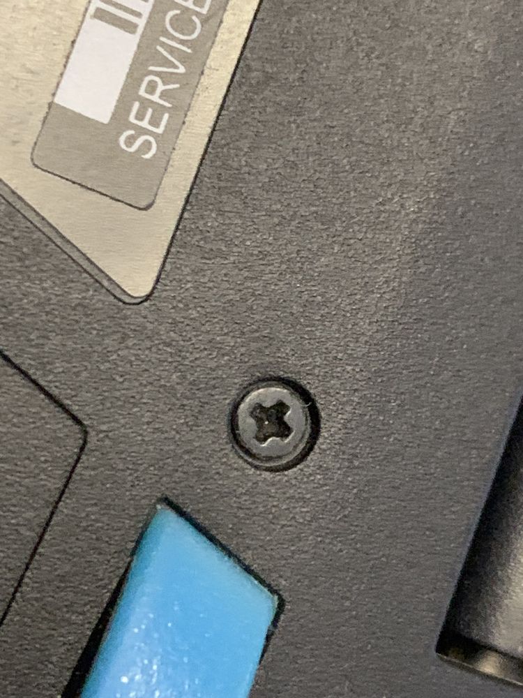 DELL G3 3590 i5-9300 gtx 1660ti 512ssd 8ram