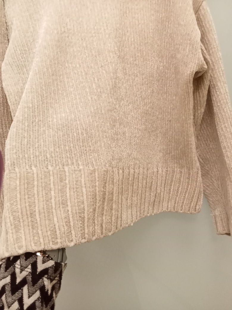 Sweter damski ciepły rozmiar M/L
