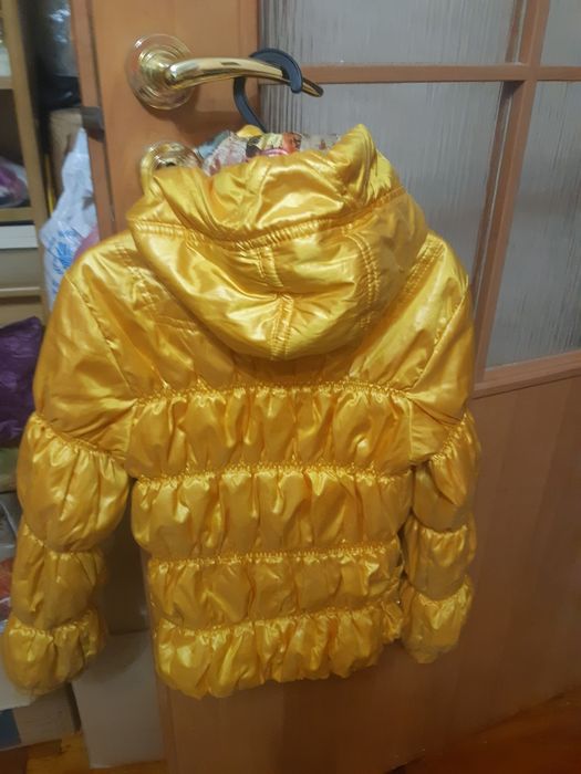 Курточки для детей 5 -6 лет 50грн