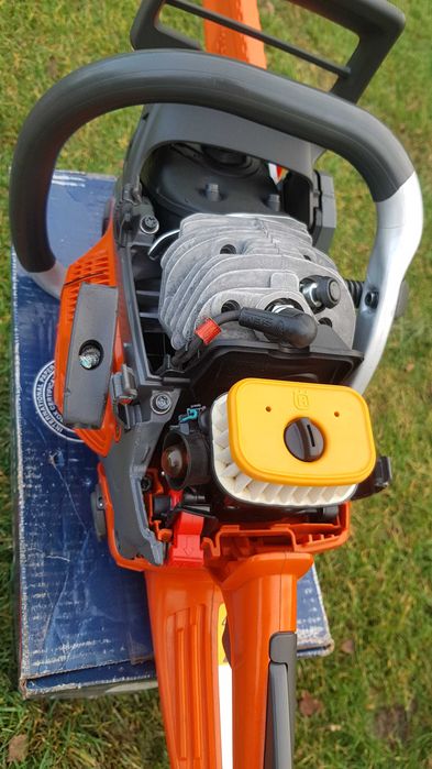 Piła spalinowa Husqvarna 555 Mark II 4.2KM