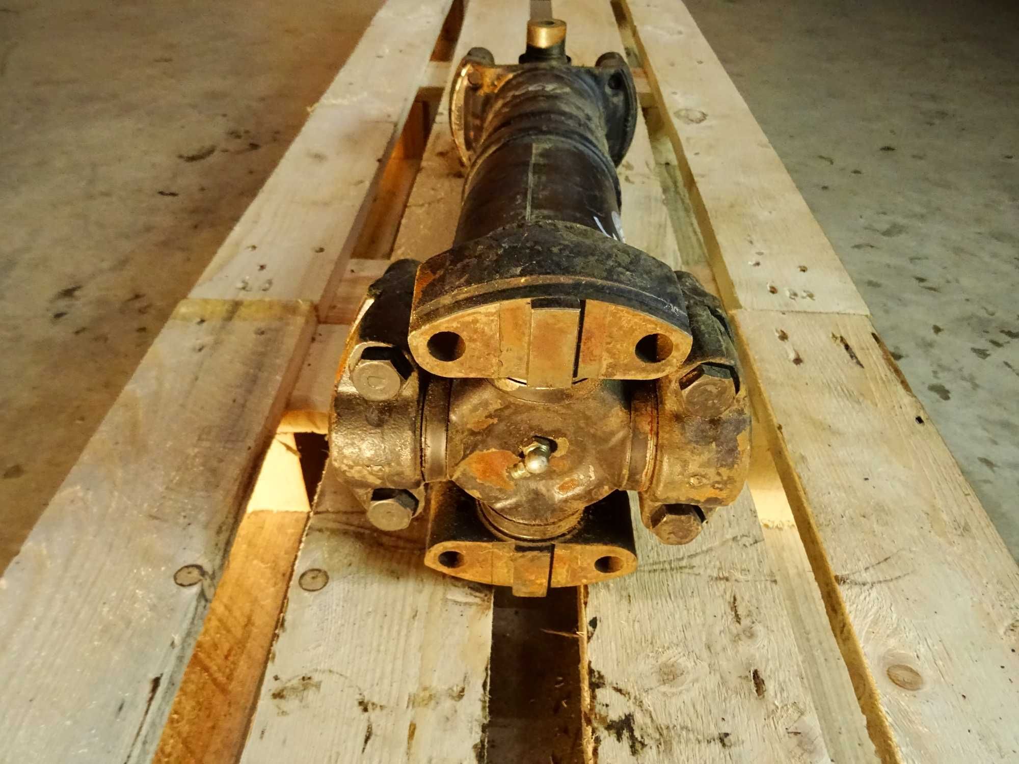Wał pędny do wozidła Terex TA27. Cardan shaft. 55cm. Kardan
