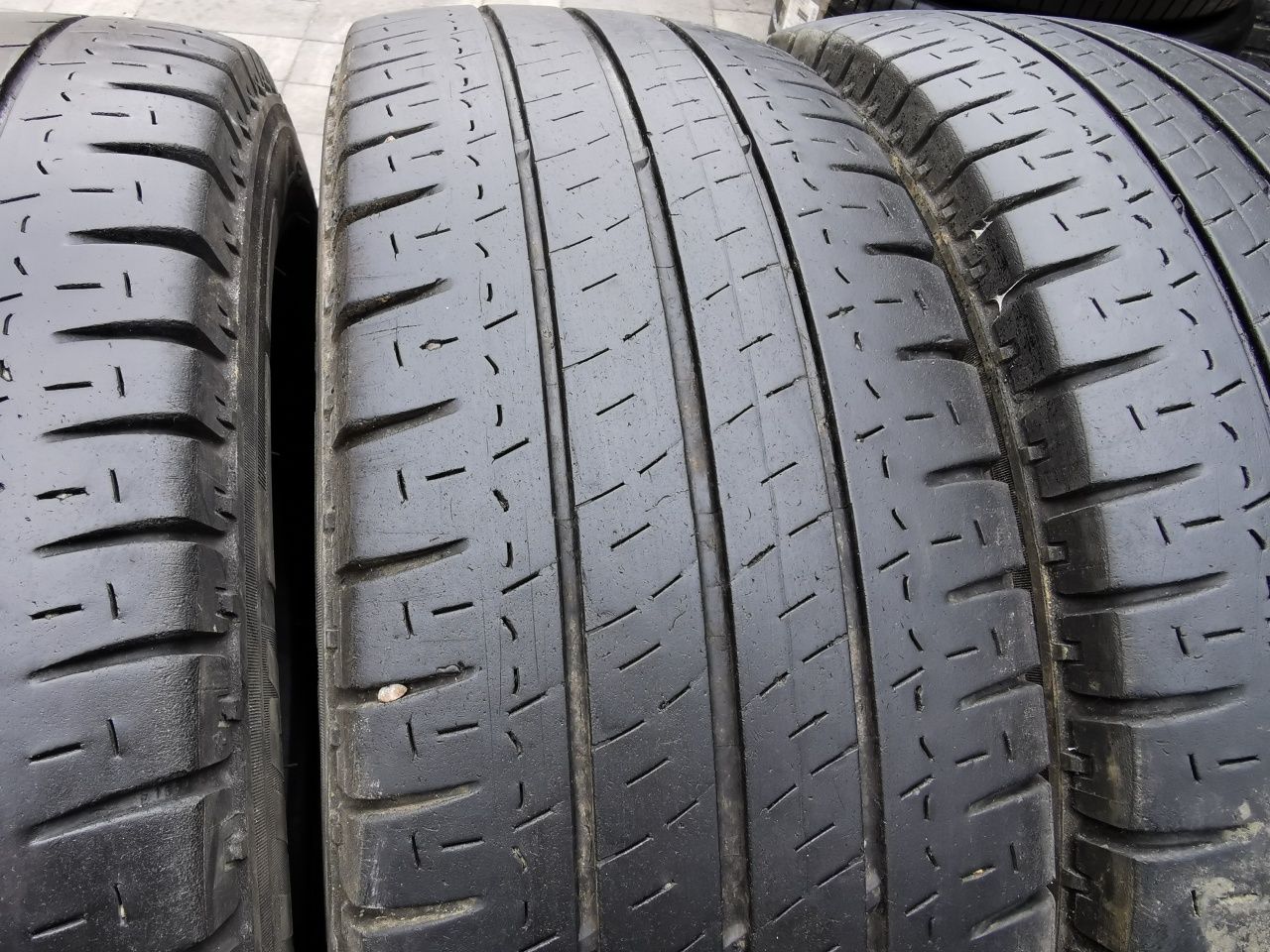 Летняя резина 215/65 R16C Michelin