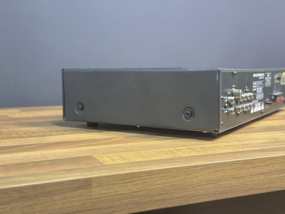 NAD 3020E - wzmacniacz stereo, zadbany, z kolekcji, audiofilski