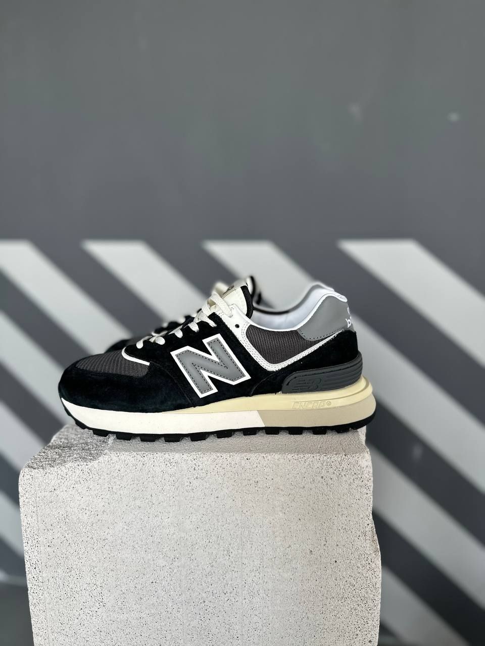 Кросівки New Balance 574 Legacy Black Grey (44)