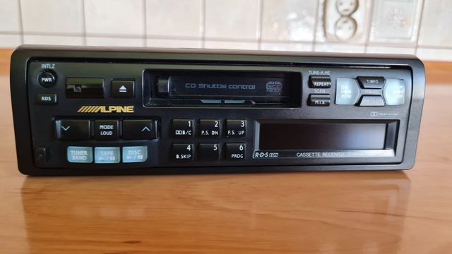 Radioodtwarzacz Alpine TDM-7535r