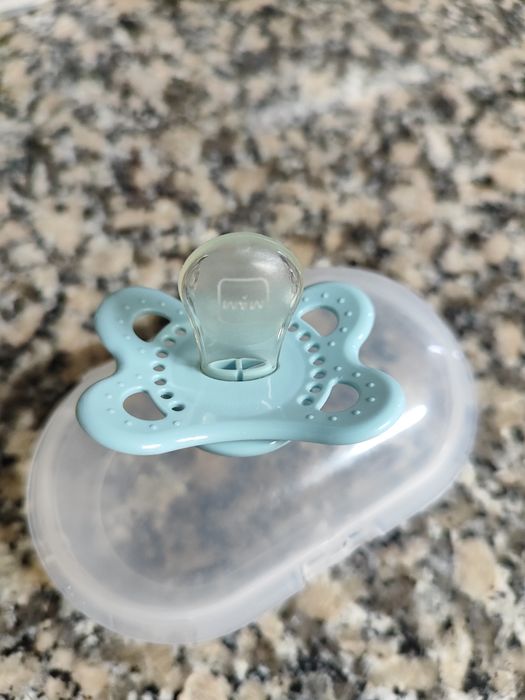 Chupetas BIBS e chupeta MAM