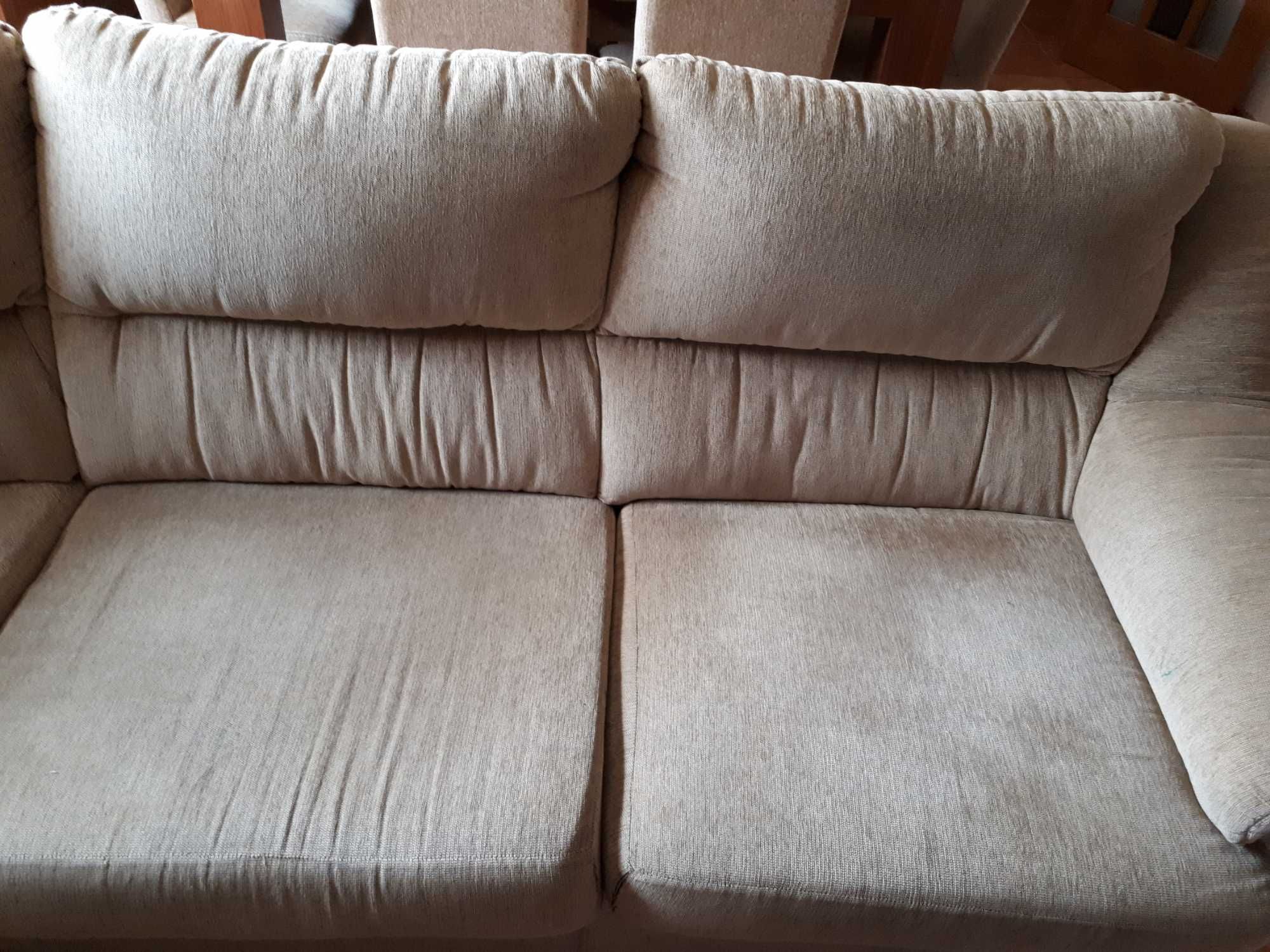 Sofá de sala beige