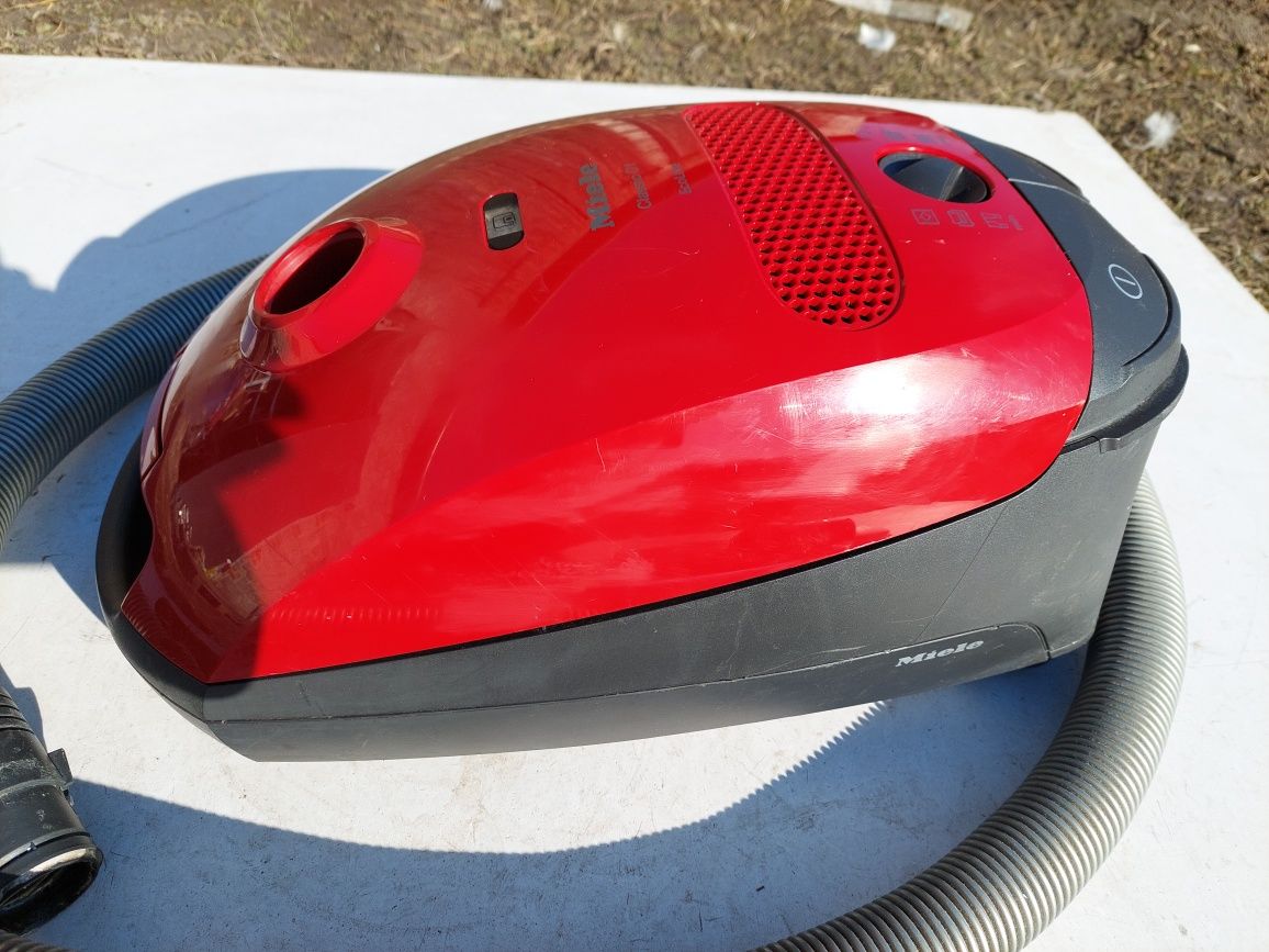 Odkurzacz miele classic c1