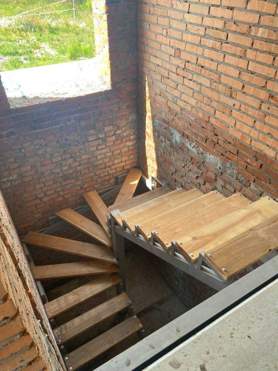 Продам таунхаус. 1.3 сотки землі. Розстрочка на 1 рік. З наповненням!