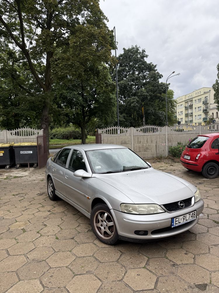 Opel Vectra B klimatyzacja alufelgi