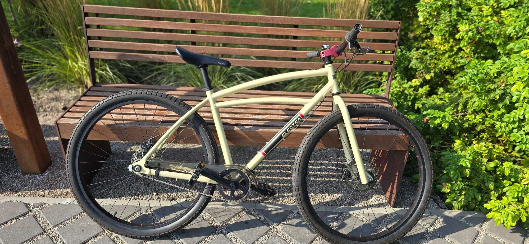 Electra 3i moto cruiser - biały kruk