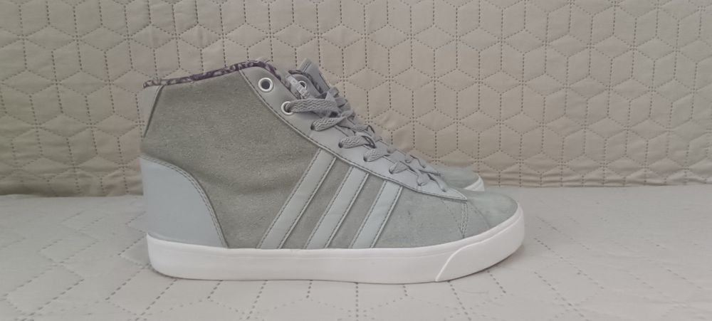 Кросівки хайтопи ADIDAS, 42 р., 26,5-27 см