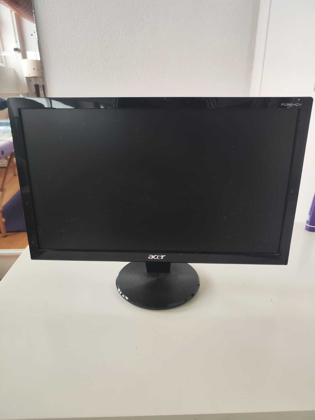 Monitor Acer a funcionar na perfeição