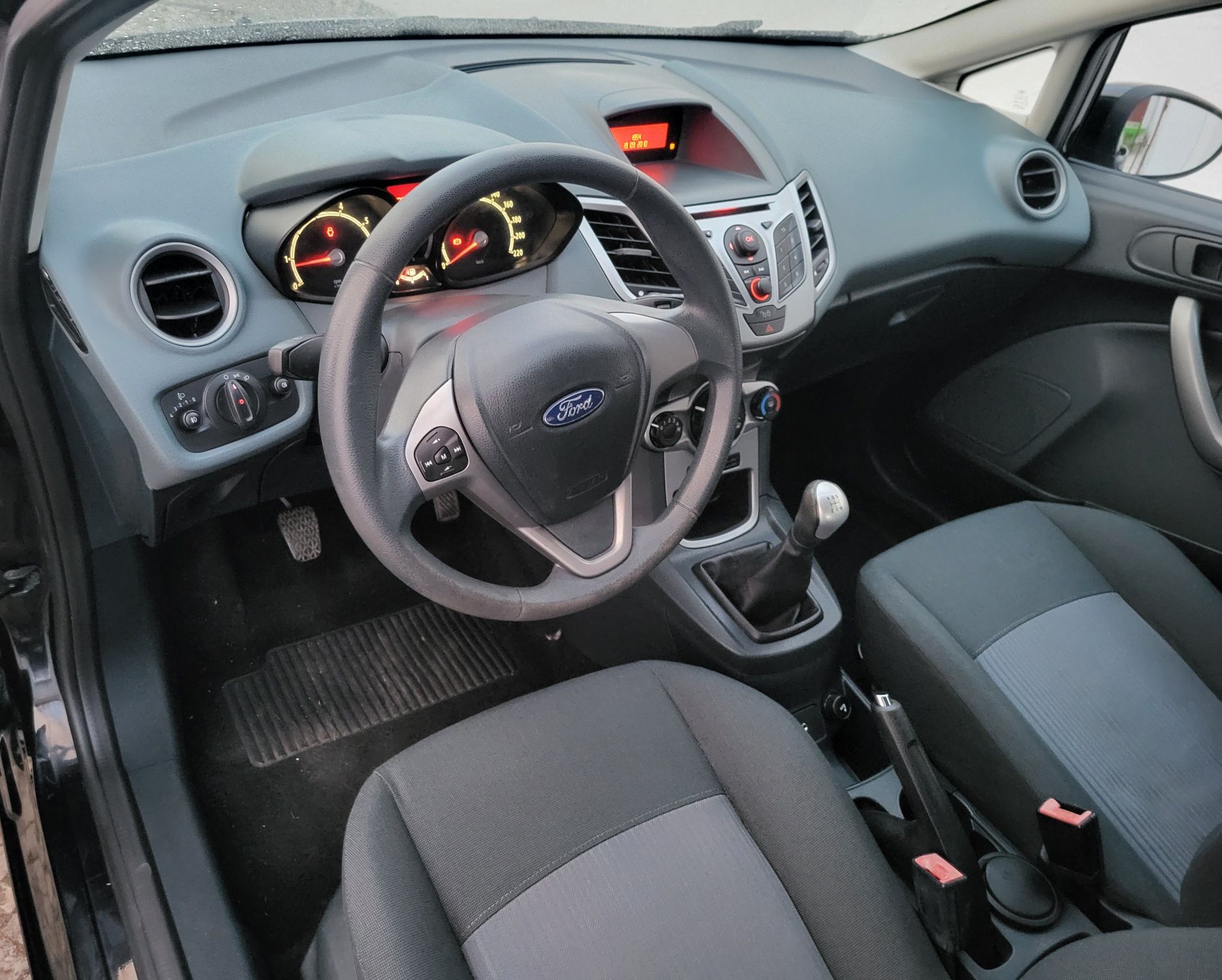 Ford Fiesta Mk6 1.25 82cv 130mil km
