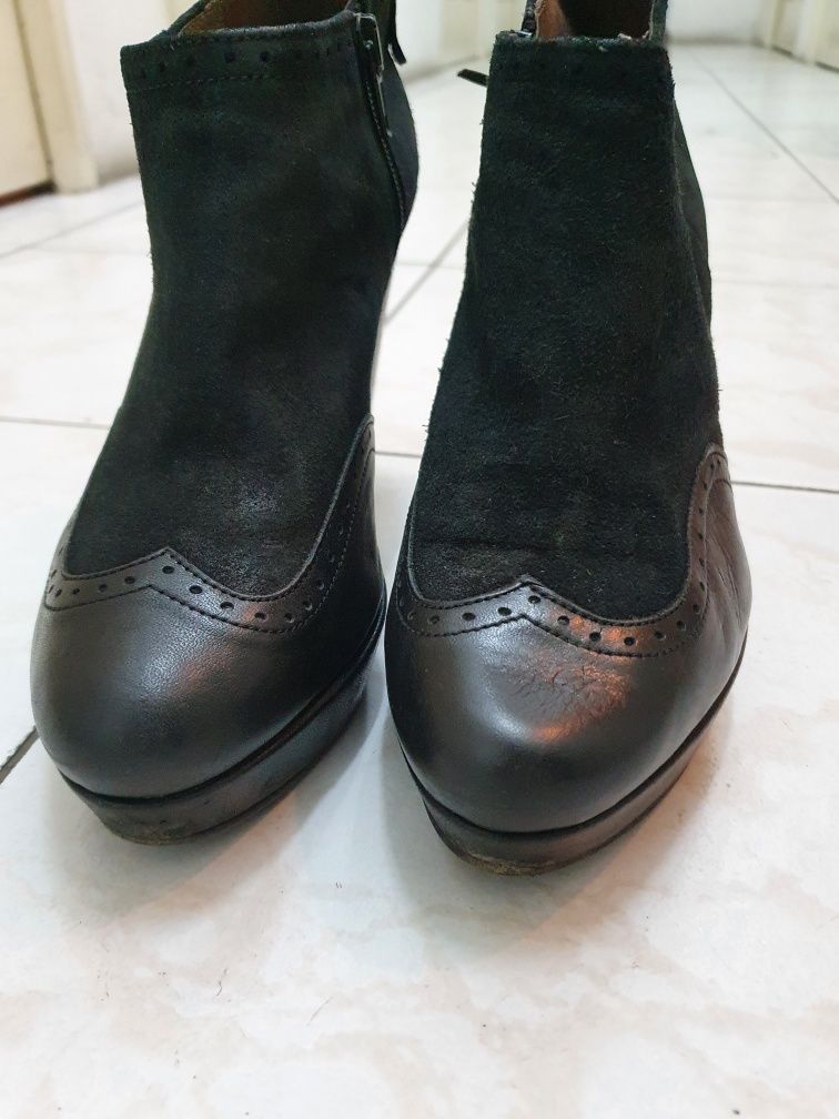 Botins pele pretos