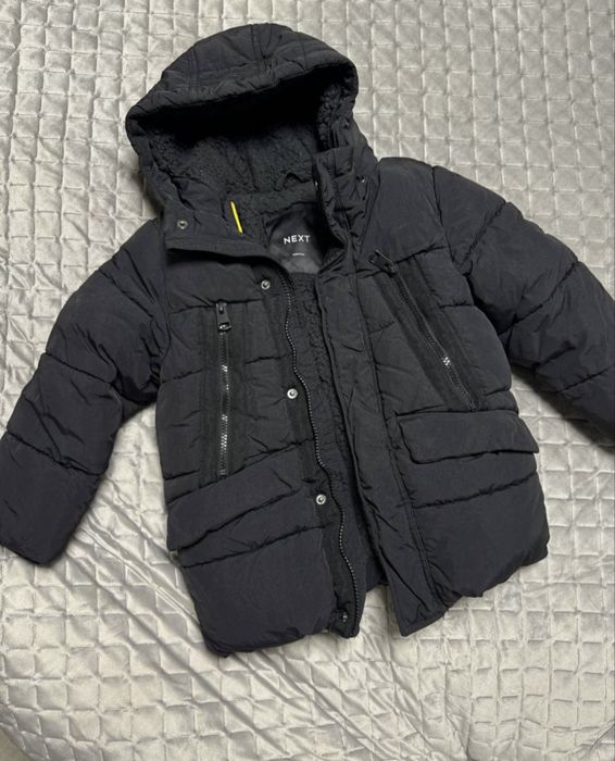 Зимняя куртка на мальчика